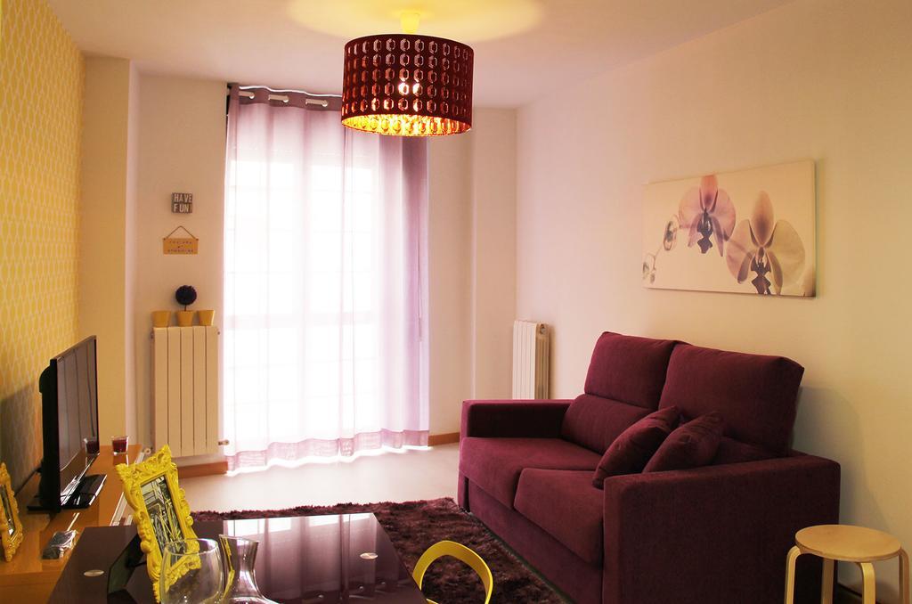 Apartamentos Vino Y Camino Najera Room photo