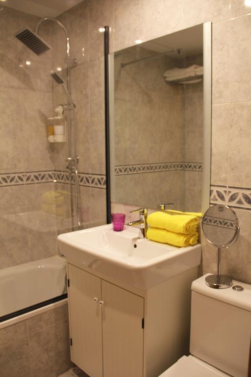 Apartamentos Vino Y Camino Najera Room photo